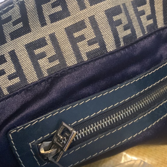 Fendi Zucchino handbag leather and canvas. - Picture 5 of 11